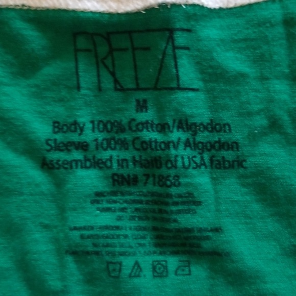 Tee - Picture 3 of 4